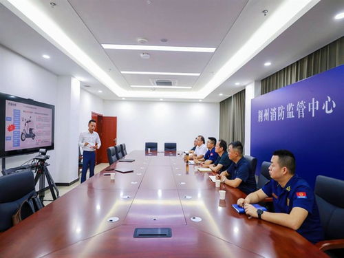 荊州市電動(dòng)自行車(chē)整治專(zhuān)班組織充換電技術(shù)交流，推動(dòng)行業(yè)安全與規(guī)范發(fā)展